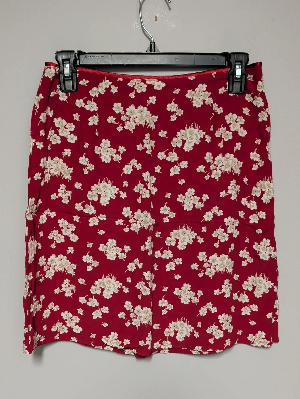 GAP Red Mini Skirt with Cream Floral Print